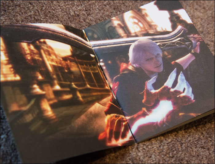 Devil-May-Cry-4-LImited-Edition-Art-Book-Nero