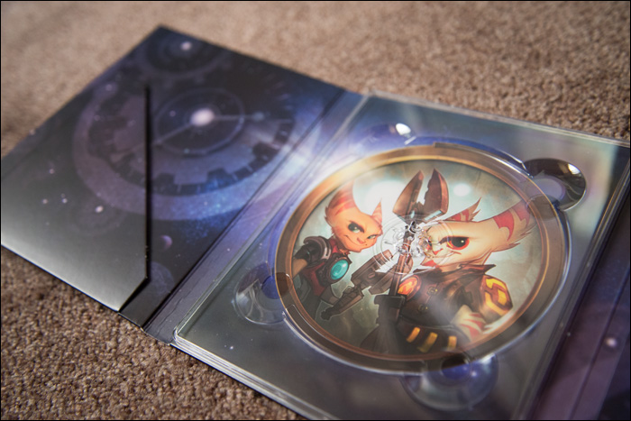 Ratchet-&-Clank-A-Crack-in-Time-Collector's-Edition-Behind-Disc