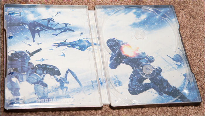 Lost-Planet-Collector's-Edition-Steelbook-Inside