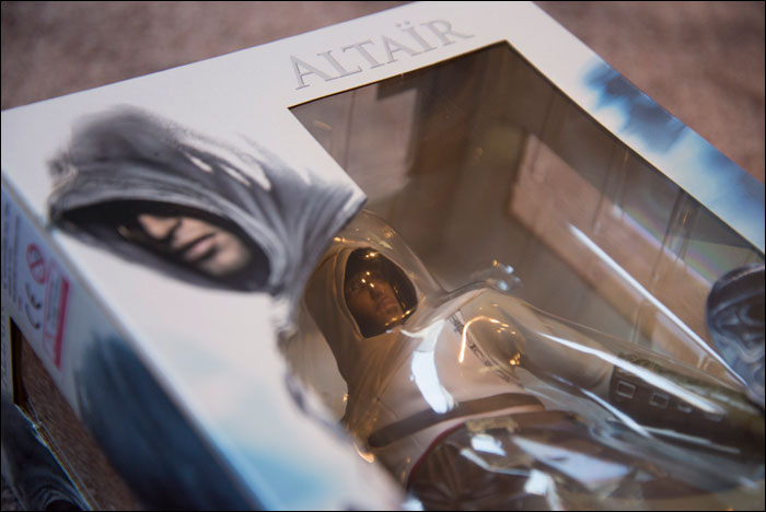 Assassins-Creed-Limited-Edition-Altair-Statue