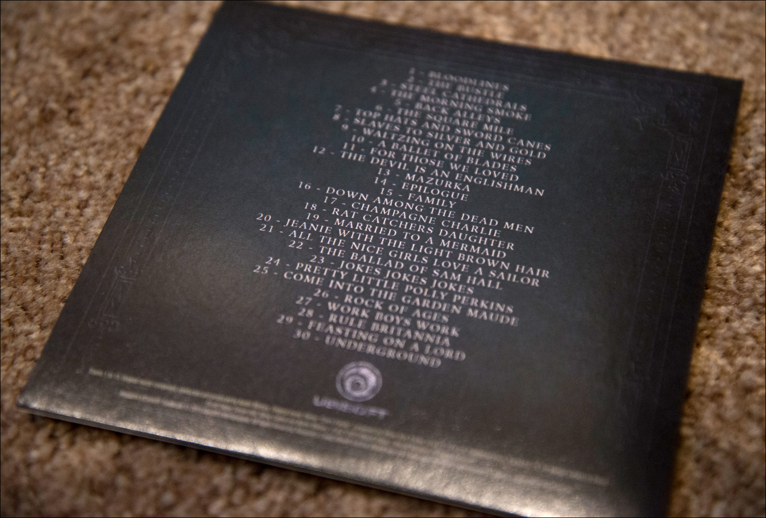 Assassins-Creed-Syndicate-Rooks-Edition-Soundtrack-CD-Tracklist